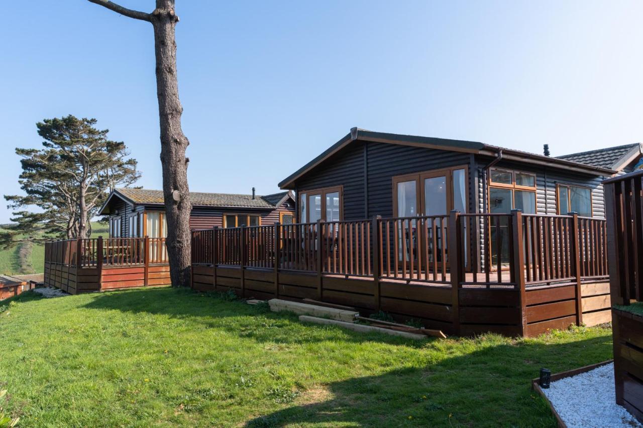Finest Retreats - Serendipity Lodge Torpoint Εξωτερικό φωτογραφία