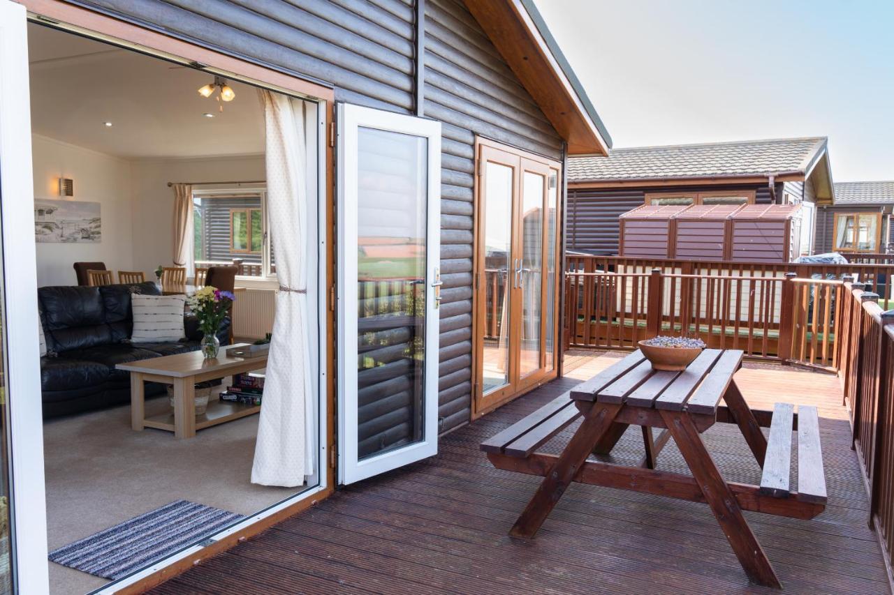 Finest Retreats - Serendipity Lodge Torpoint Εξωτερικό φωτογραφία
