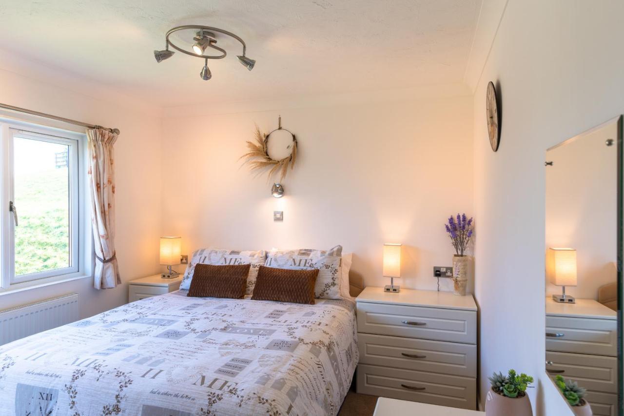 Finest Retreats - Serendipity Lodge Torpoint Εξωτερικό φωτογραφία